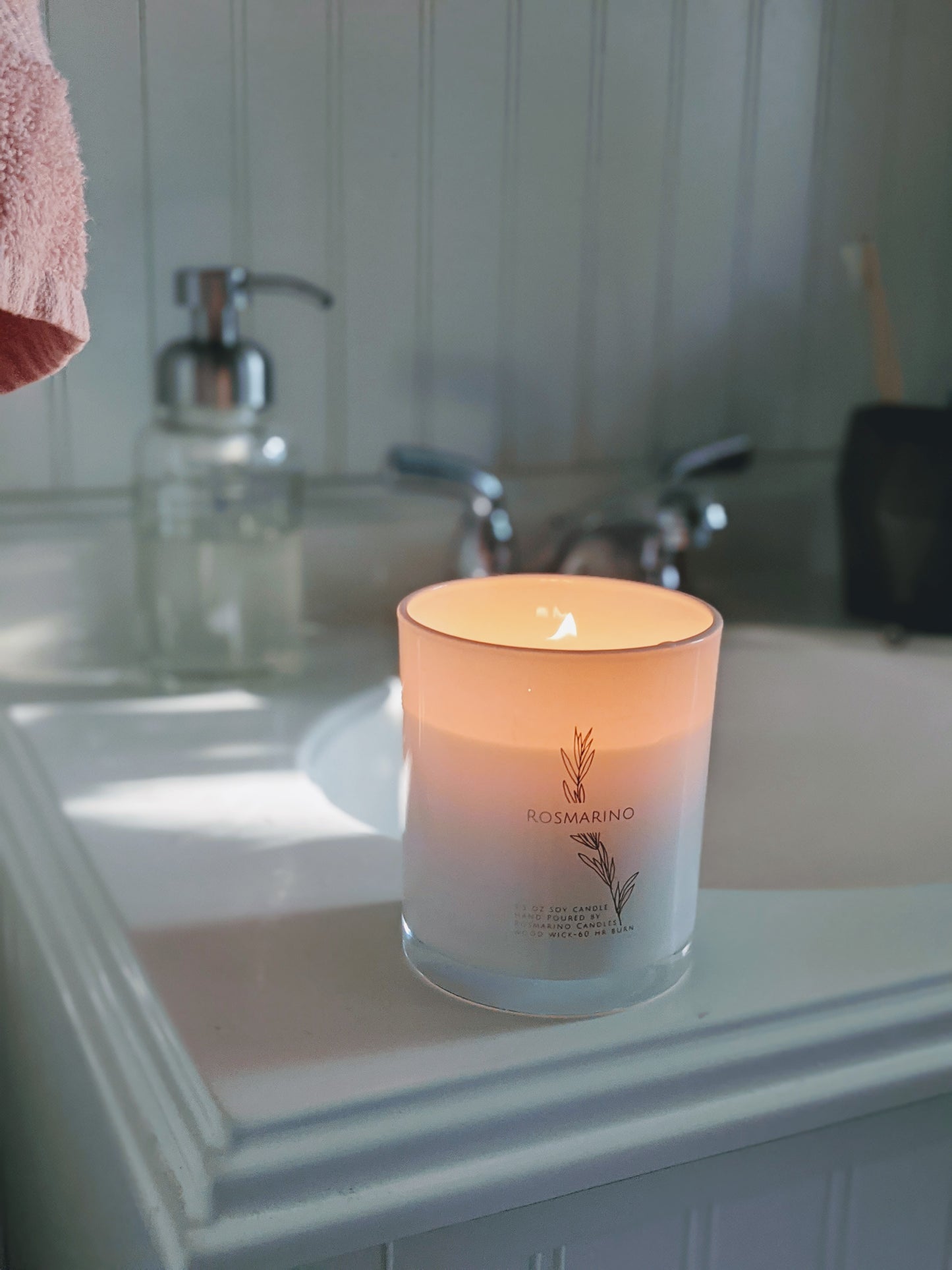 Crunchy Leaves Refillable Wood Wick Candle