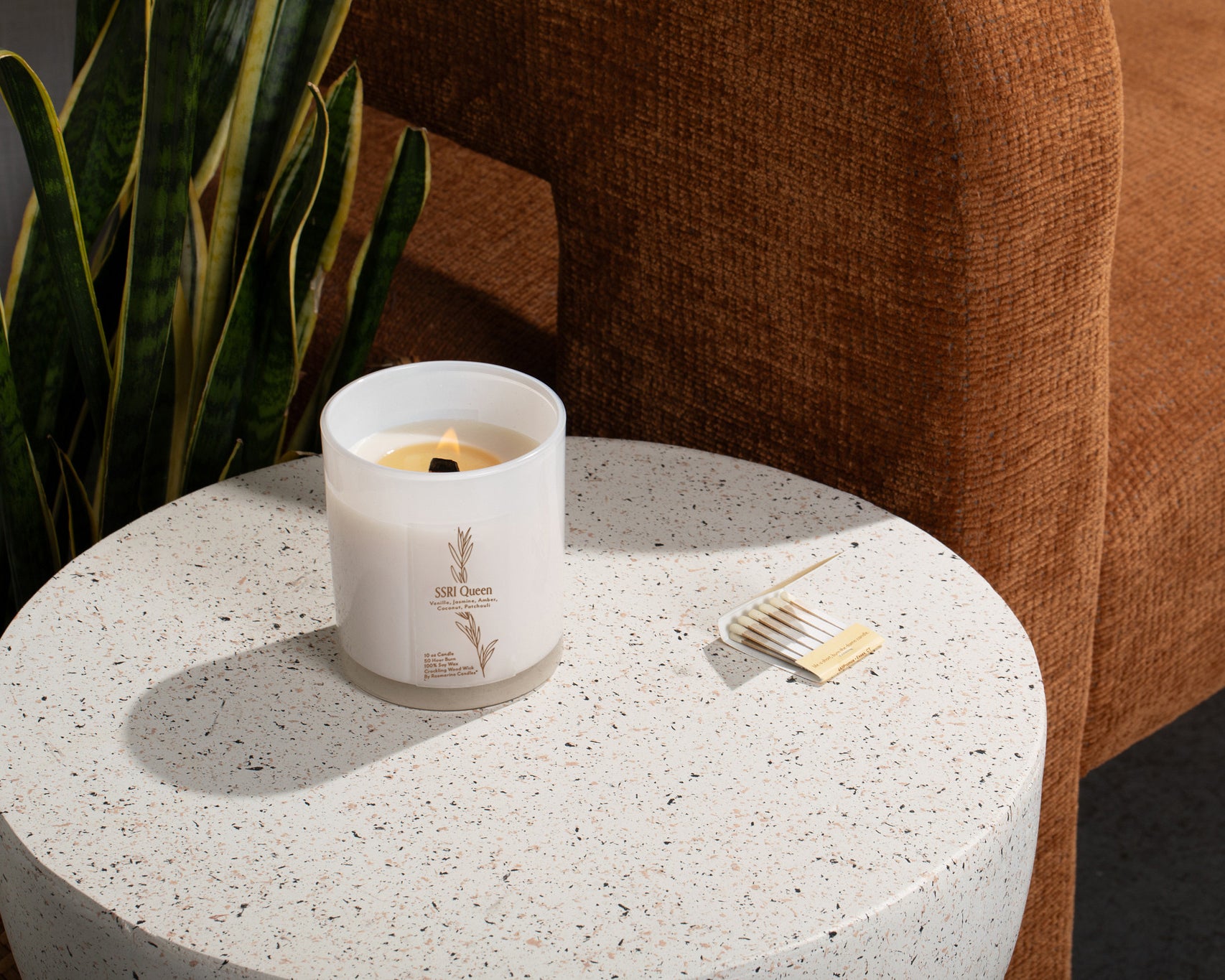SSRI Queen Refillable Wood Wick Candle