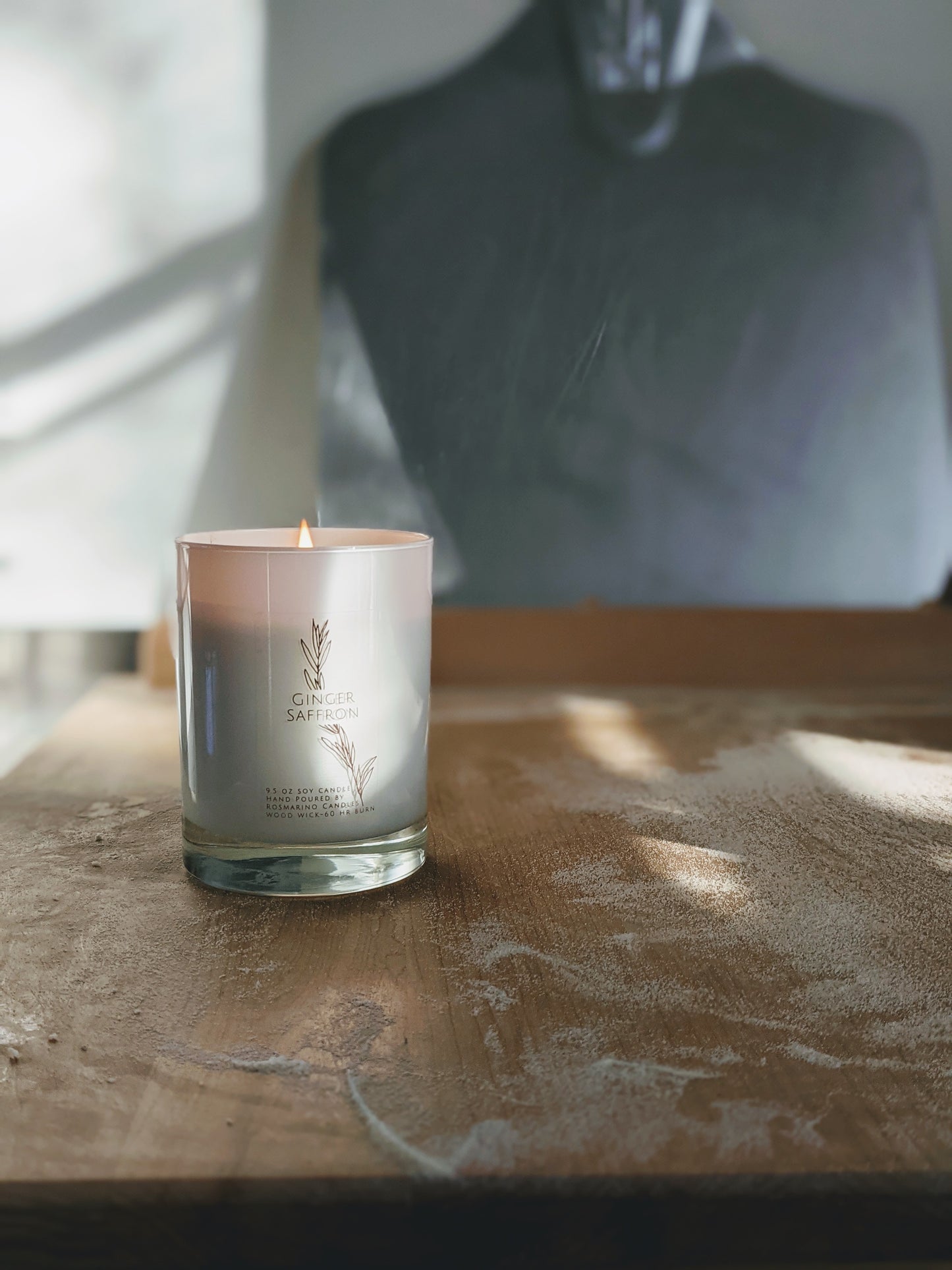 Rosmarino Refillable Wood Wick Candle